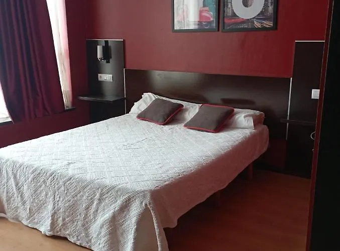 Hotel / Restaurante La Pepa 3*